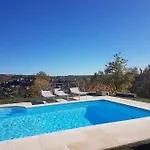 Διαμέρισμα Confinedeisanti