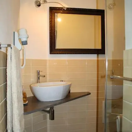 شقة Confinedeisanti