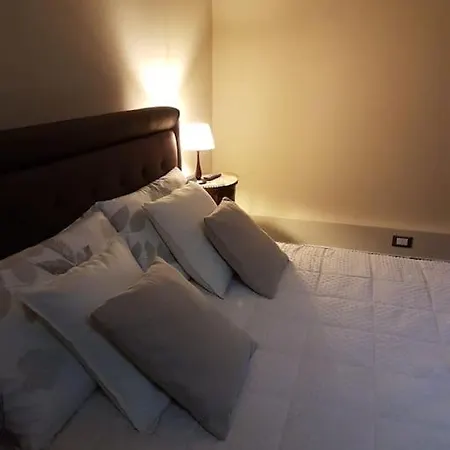 Confinedeisanti Appartement